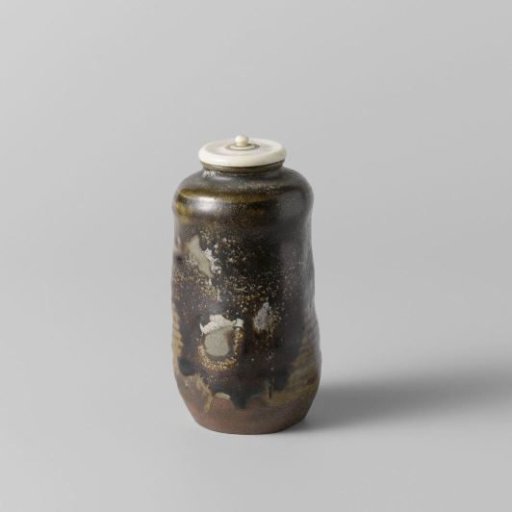 Tea caddy with a green brown glaze