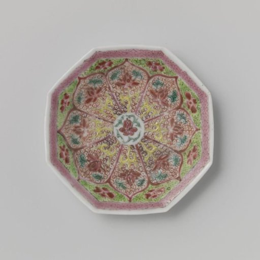 Octagonal saucer with floral scrolls in petal-shaped panels