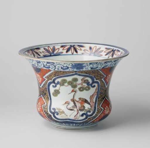 Flowerpot with cranes, shishi, hoo-bird and lotur scrolls
