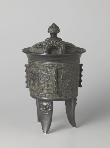 Tripot covered bowl shaped like an ancient ritual vessel