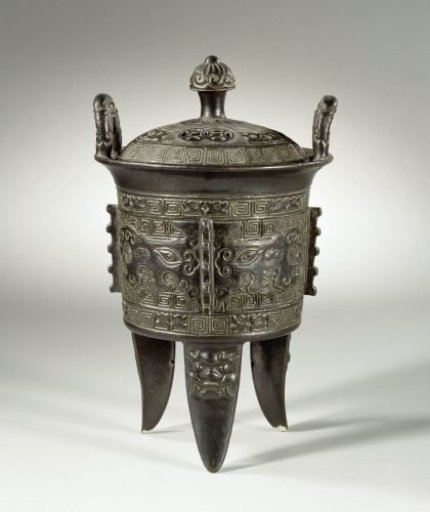 Tripot covered bowl shaped like an ancient ritual vessel