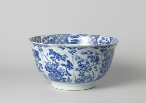 Bowl with lotuspetal-shaped panels with flower sprays, rocks and insects