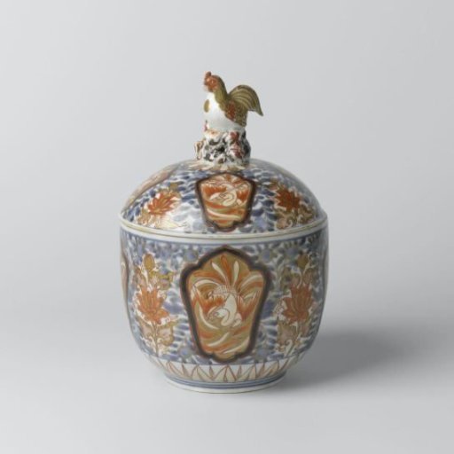 Covered pots