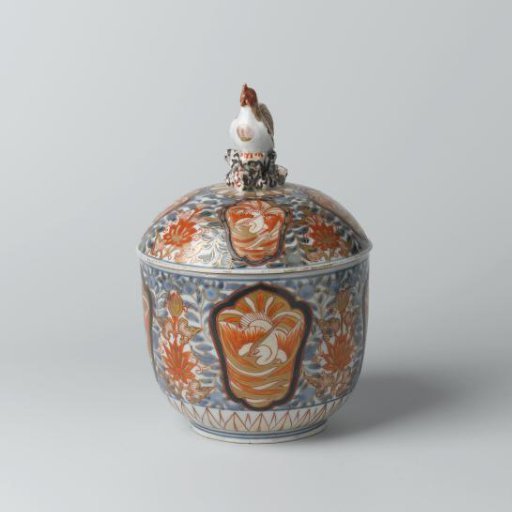 Covered jar with hoo-birds in panels on a ground of lotus and floral scrolls
