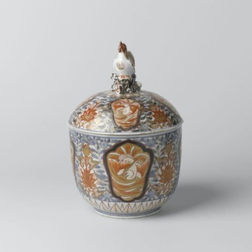 Covered pots
