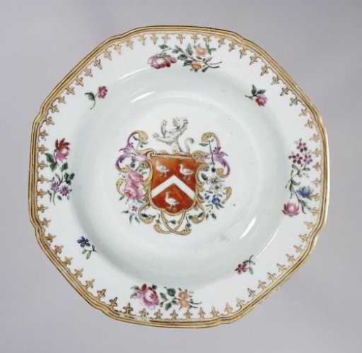 Octagonal soup plate with the coat of arms of the Sayer family