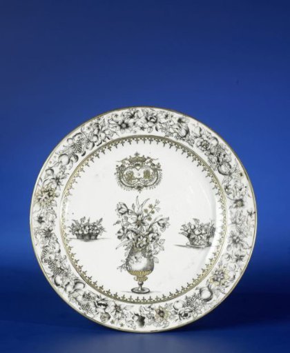 Plate with a flower vase, fruit baskets and a monogram