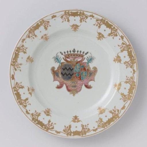 Dish with the arms of the Van Reede van Oudtshoorn and Boesses families