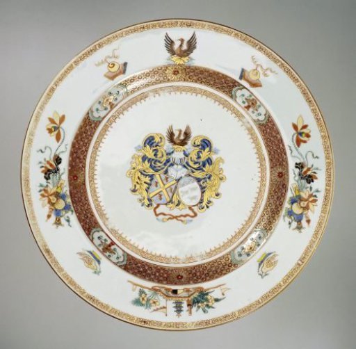 Dish with the arms of the De Neufville and De Wolff families