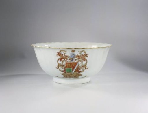 Bowl with the arms of the De Heere van Holy family