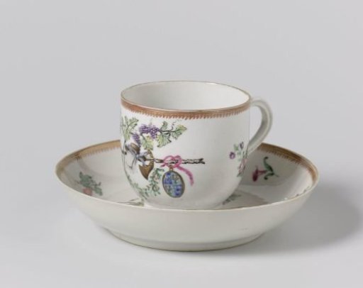 Cup with handle and saucer with the arms of the Visvliet and Sluymer families