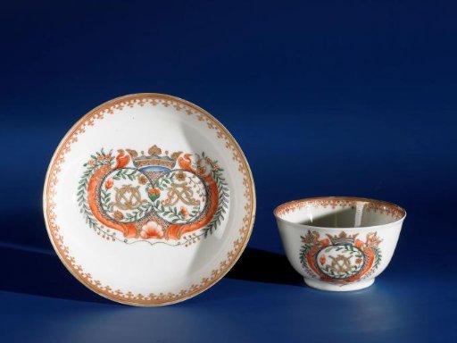 Saucer with a crowned double monogram