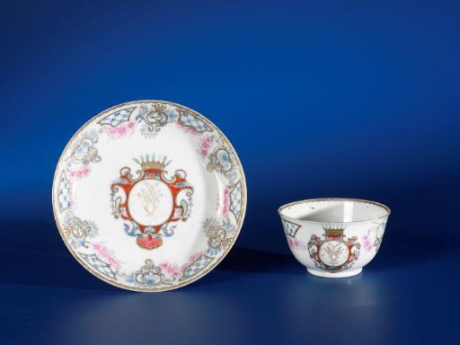 Saucer with a crowned monogram
