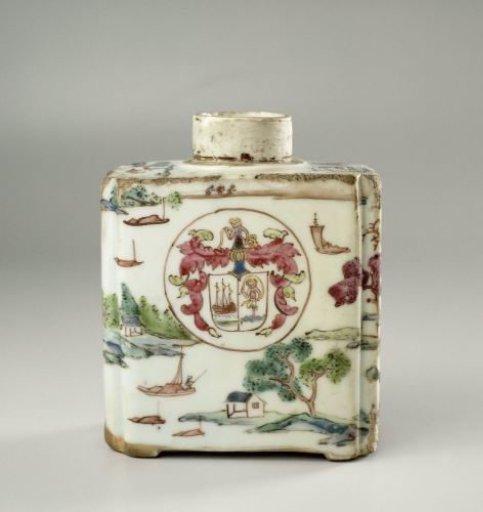 Rectangular tea caddy with a water landscape and the arms of the Bollaert family