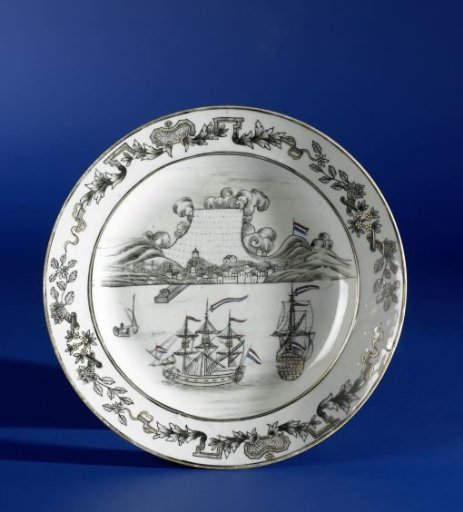 Plate with Dutch ships anchored at the Table Bay