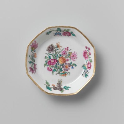 Saucer with flower sprays