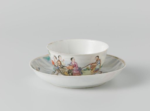 Bell-shaped cup with an image of Rebecca at the Well