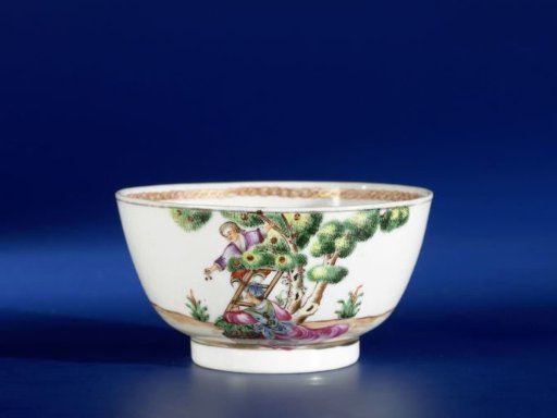 Bowl with an image of the cherry-pickers