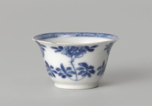 Bell-shaped cup with flower sprays
