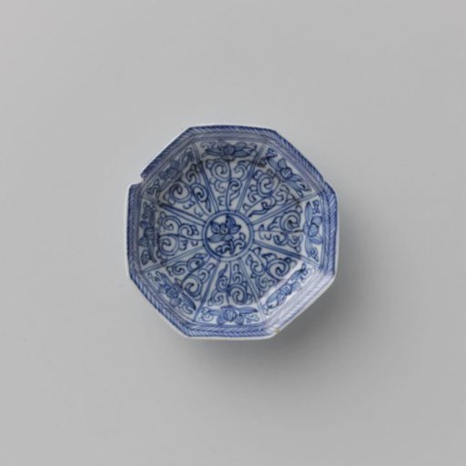 Octagonal saucer with lotus scrolls