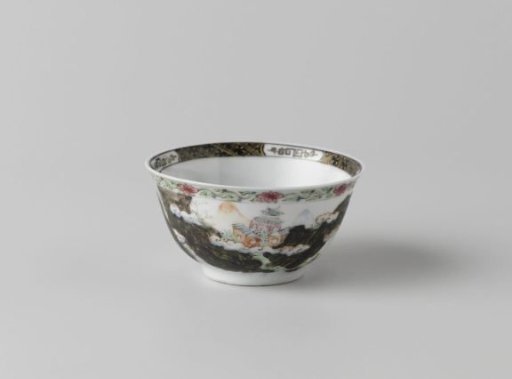 Bell-shaped cup with a mountainous landscape with pavilion, river and trees