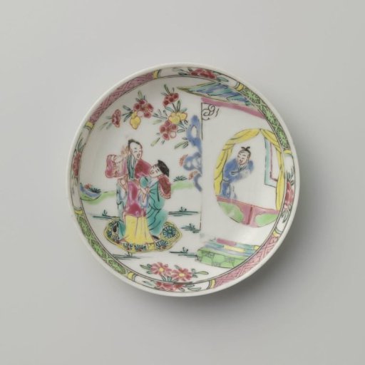 Saucer with a courting couple in a garden near a pavilion