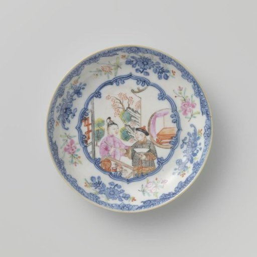 Saucer with two figures in front of a pavilion and flower sprays