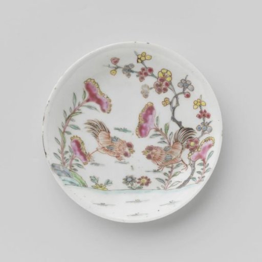 Saucer with two fighting cocks among flowering plants
