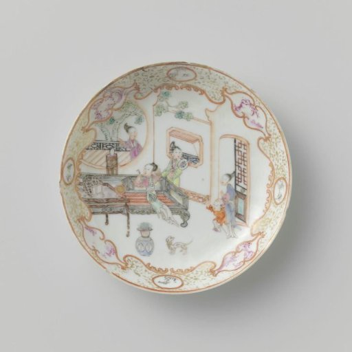 Saucer with four women and a boy in an interior