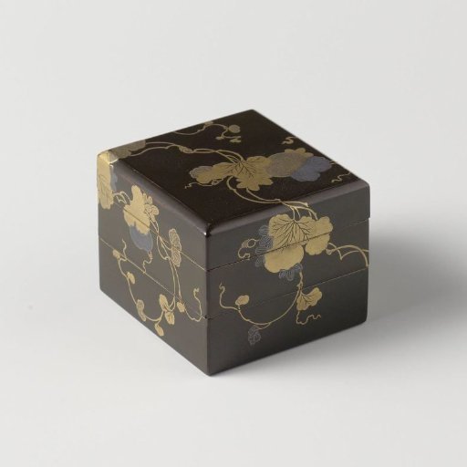 Stacking box, black lacquer with pumpoon plants in gold and silver makie