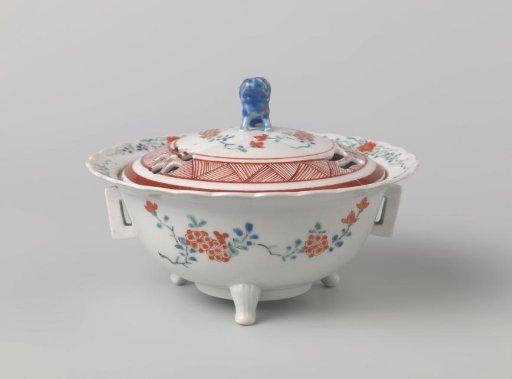 Incense burner with lid