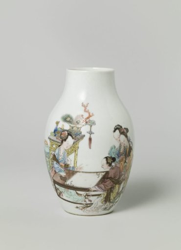 Two vases and a saucer depicting a man and a woman playing a game of go