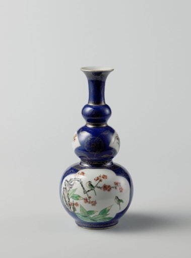 Triple-gourd-shaped bottle vase with powder blue and flower sprays and birds