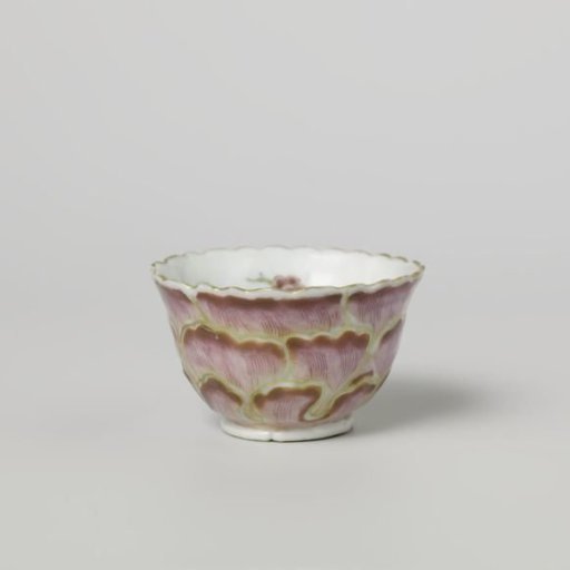 Bell-shaped cup modelled in the shape of a flower