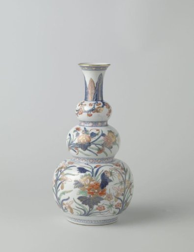 Triple gourd vase painted in Japanese style with large flower sprays