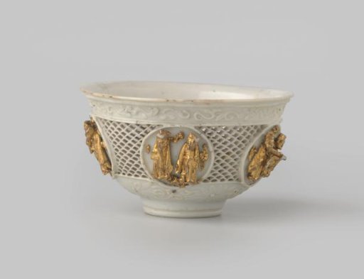 Bell-shaped bowl with pierced sides and medallions with moulded and gilded figures