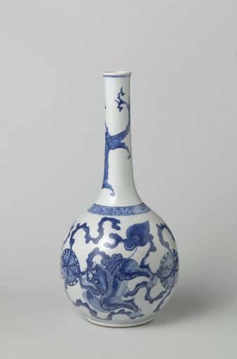 Bottle vase with three shishi and a dragon