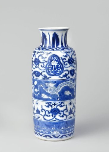 Cilindrical vase with dragons and floral scrolls