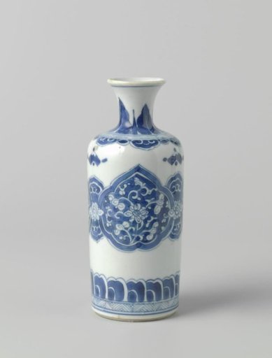 Cilindrical bottle vase with floral scrolls in reserve in ruyi-shaped panels
