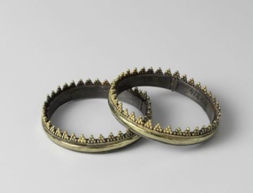 Pair of bracelets (churi)