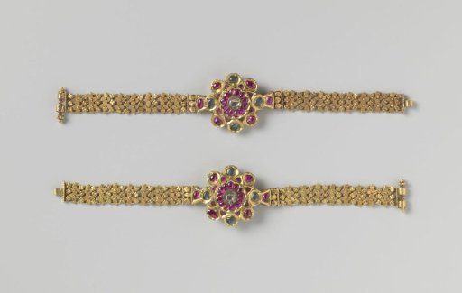 Pair of bracelets