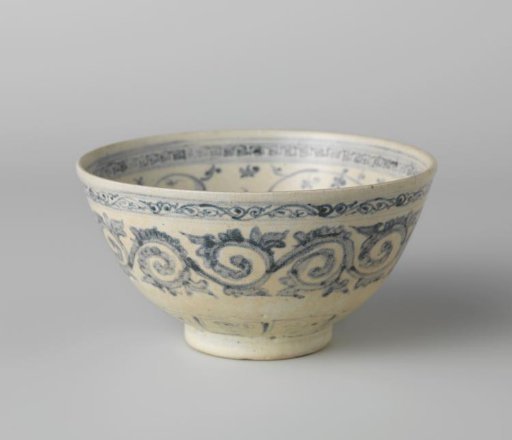 Bell-shaped bowl with floral scrolls