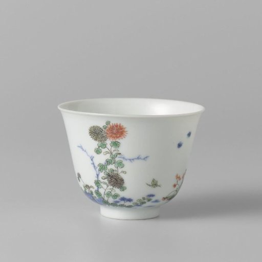 Month headpiece of the ninth month with a chrysanthemum and a poem