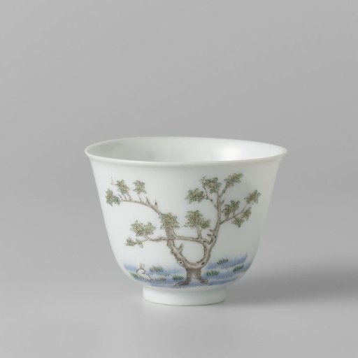 Month headpiece of the eighth month with an osmanthus tree and a poem