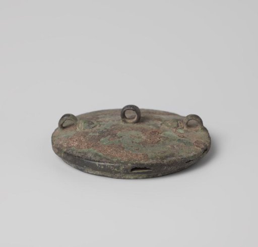 Lid of ritual vessel