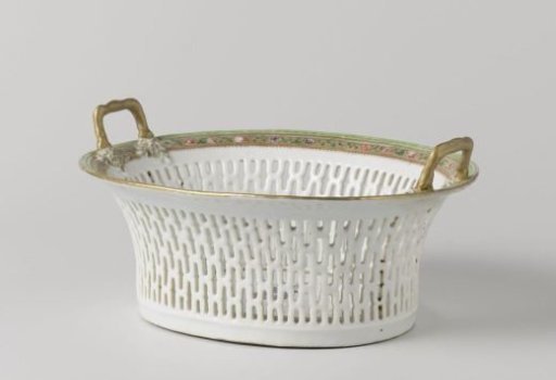 Basket with the arms of the Van Idsinga family
