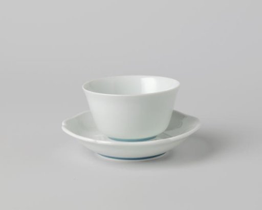 Bell-shaped cup with the moon in relief