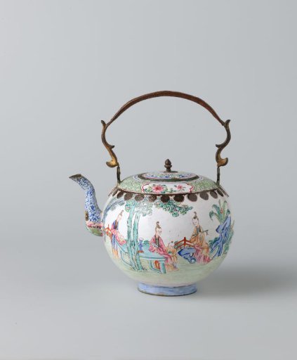 Lid of bouilloire