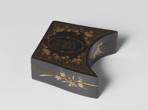 Box from Van Braam Houckgeest's Toilet Set