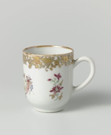 Cup with handle from the 'Swellengrebel service' with a double crowned monogram and a border with floral scrolls